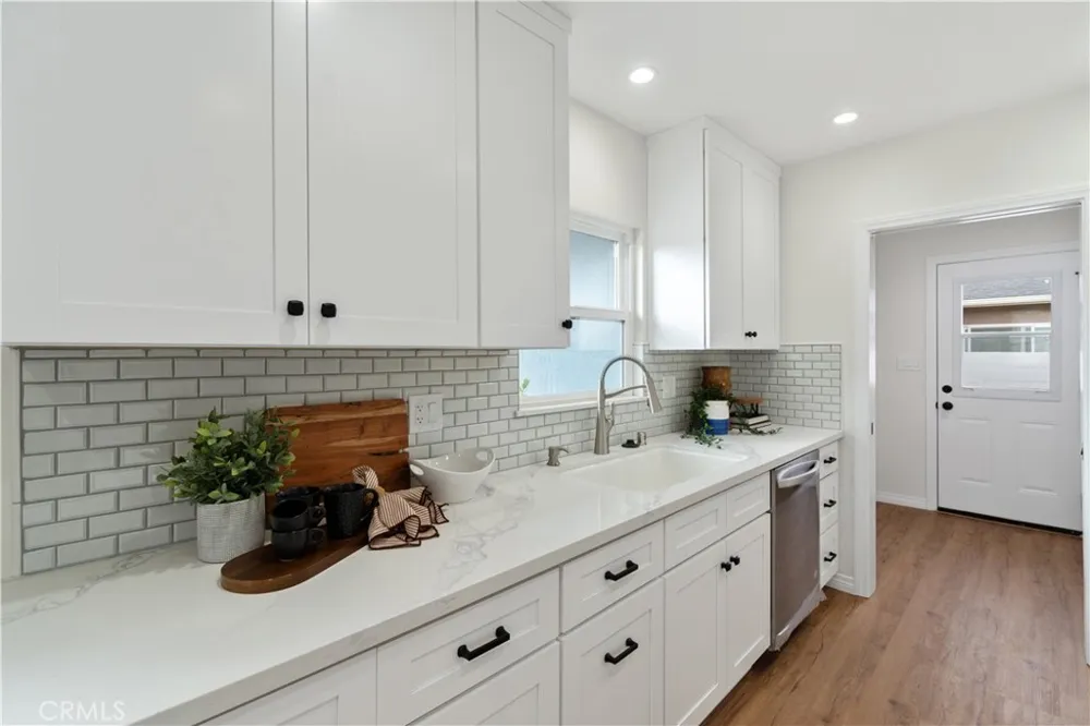 209 E Mayfair Orange, CA 92867