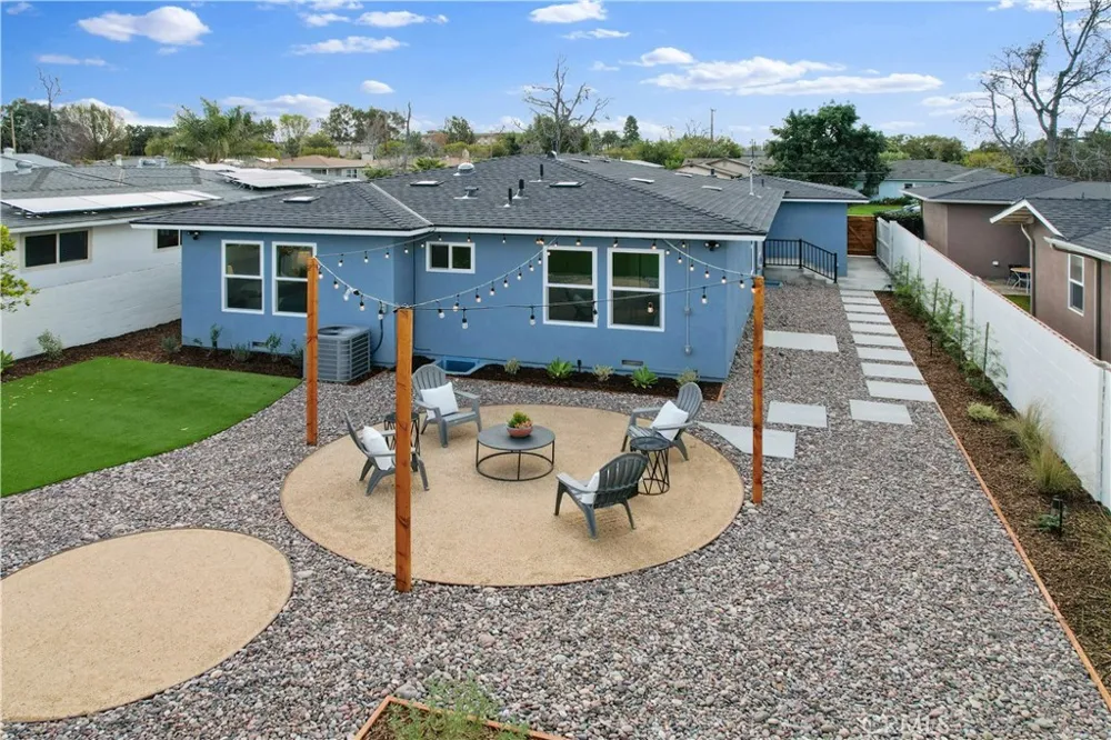 209 E Mayfair Orange, CA 92867