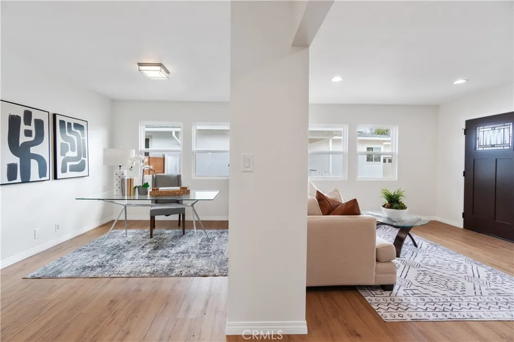 209 E Mayfair Orange, CA 92867