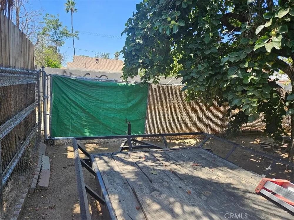 3928 Mckenzie Riverside, CA 92503
