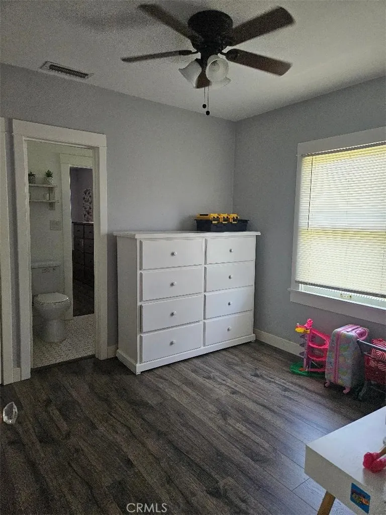 3928 Mckenzie Riverside, CA 92503
