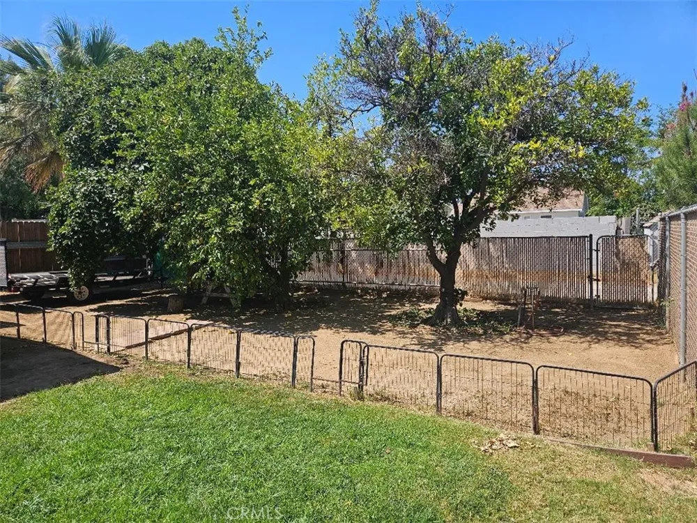 3928 Mckenzie Riverside, CA 92503