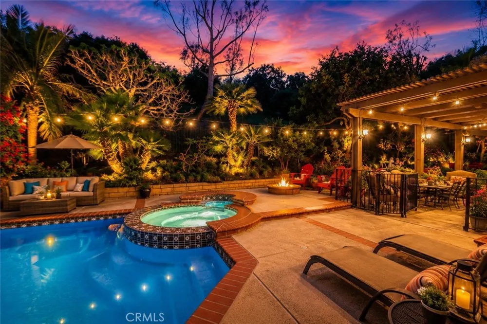 595 S Avenida Faro Anaheim Hills, CA 92807