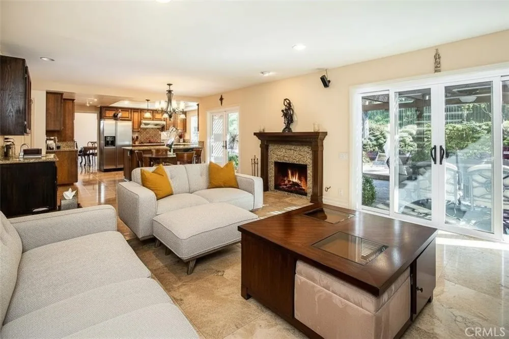 595 S Avenida Faro Anaheim Hills, CA 92807