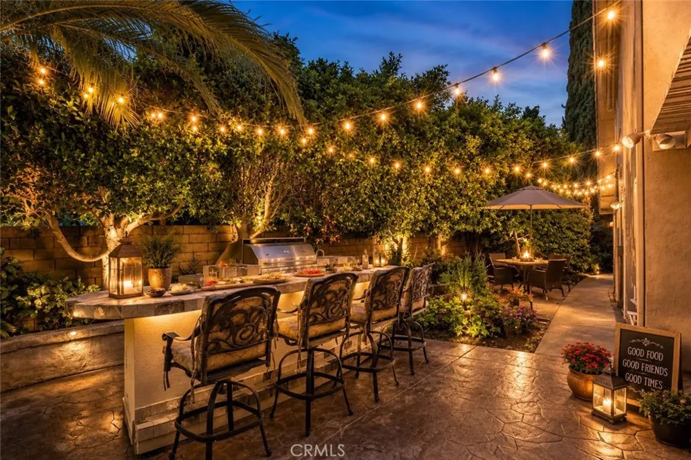 595 S Avenida Faro Anaheim Hills, CA 92807