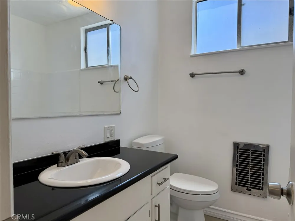 2309 Cedar Long Beach, CA 90806