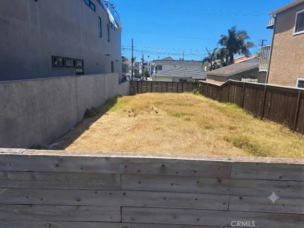 811 Huntington Huntington Beach, CA 92648