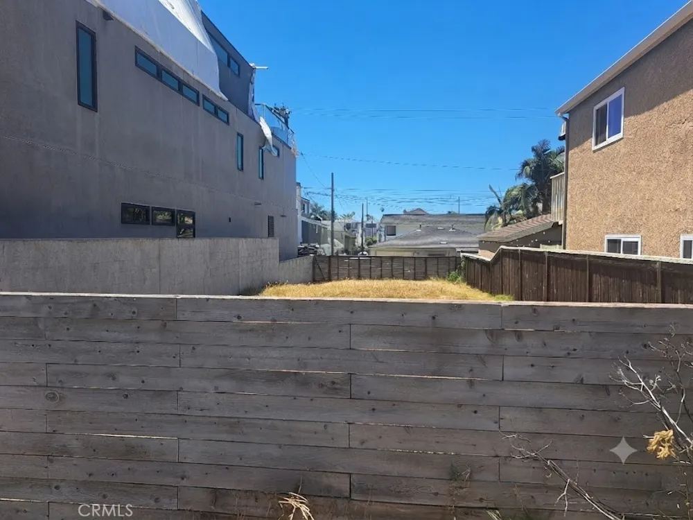 811 Huntington Huntington Beach, CA 92648