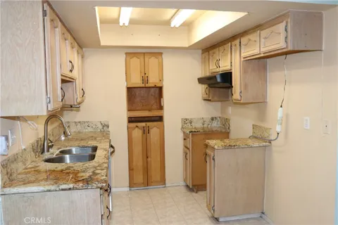 601 S Euclid Street #4
