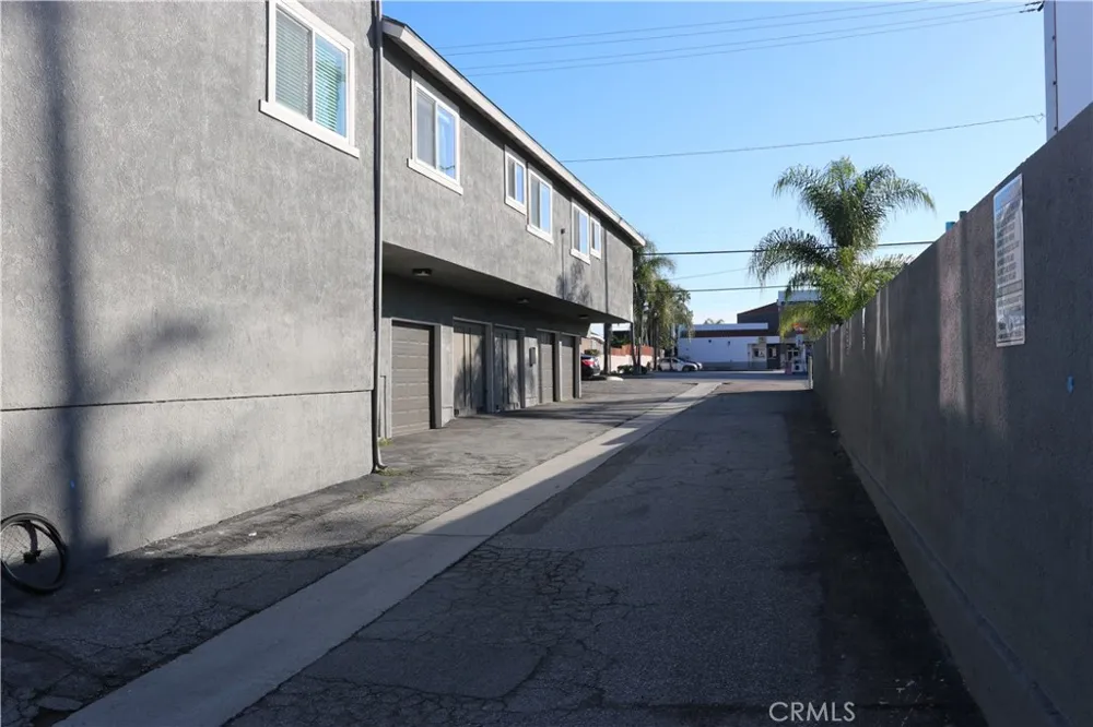601 S Euclid Street #4 La Habra, CA 90631