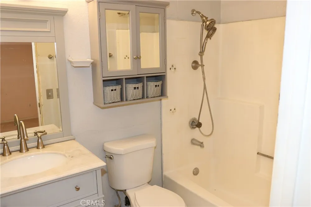 601 S Euclid Street #4 La Habra, CA 90631