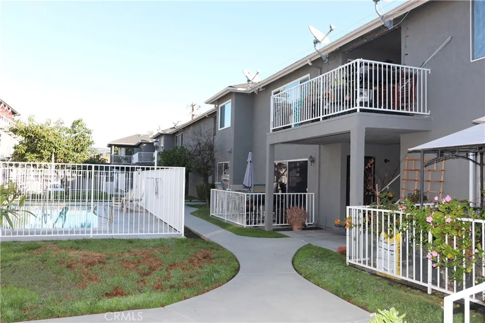 601 S Euclid Street #4 La Habra, CA 90631