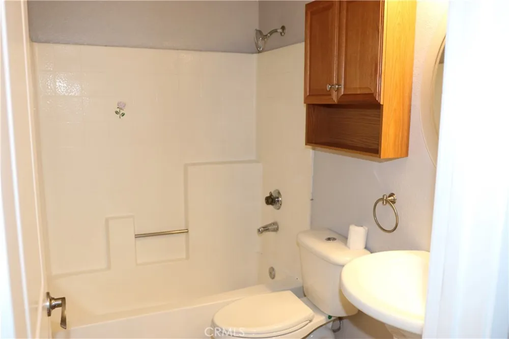601 S Euclid Street #4 La Habra, CA 90631