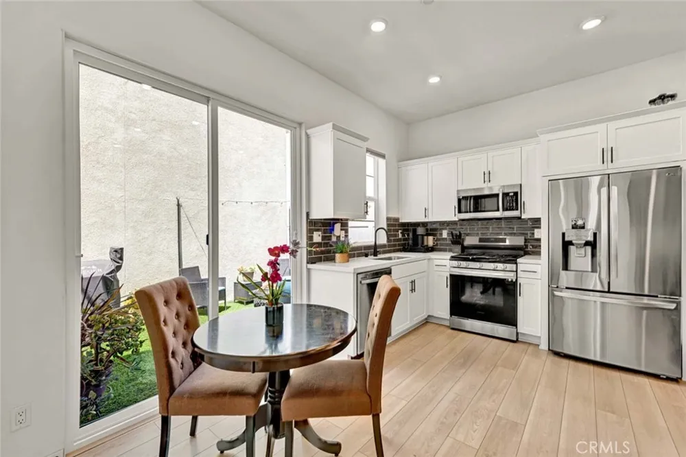 2412 E Encanto Paseo Ontario, CA 91762