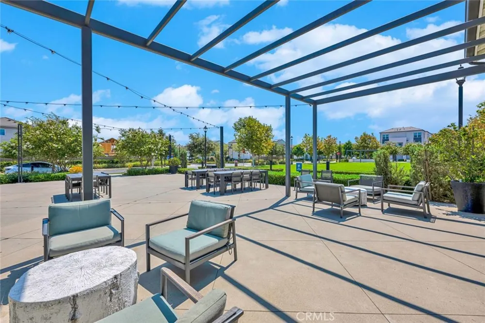 2412 E Encanto Paseo Ontario, CA 91762