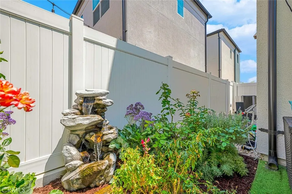 2412 E Encanto Paseo Ontario, CA 91762