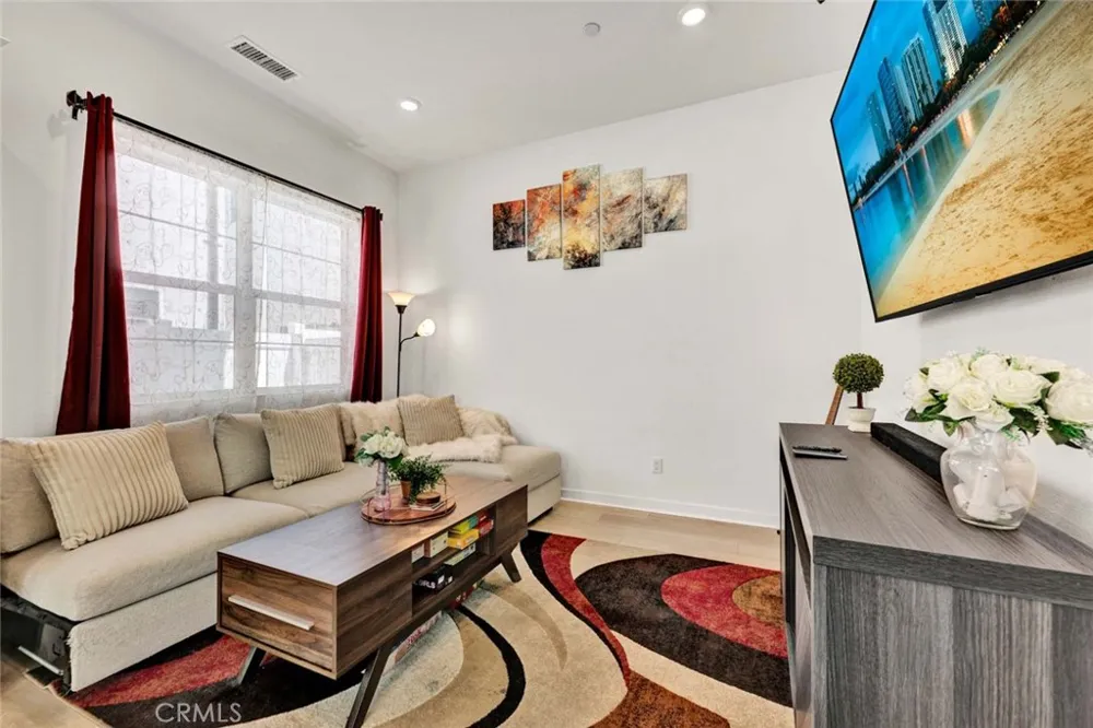 2412 E Encanto Paseo Ontario, CA 91762