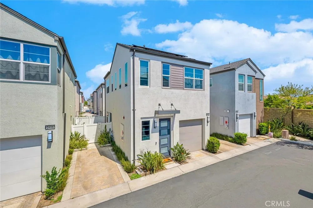 2412 E Encanto Paseo Ontario, CA 91762