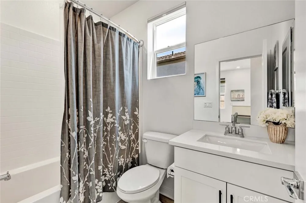2412 E Encanto Paseo Ontario, CA 91762