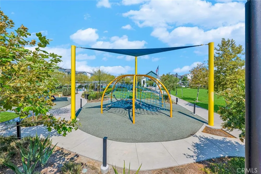 2412 E Encanto Paseo Ontario, CA 91762