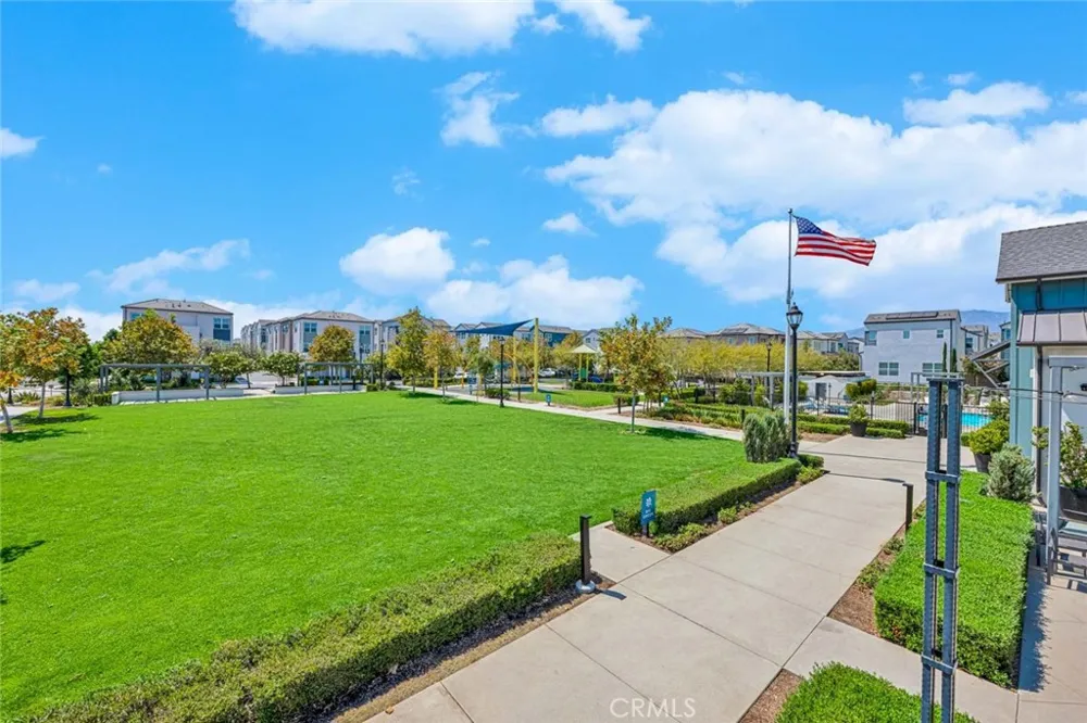 2412 E Encanto Paseo Ontario, CA 91762