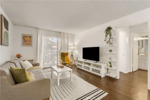 3565 Linden Avenue #141