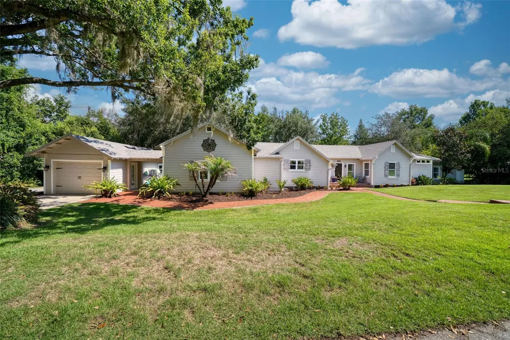 12085 SANDY SHORES DRIVE Windermere, FL 34786