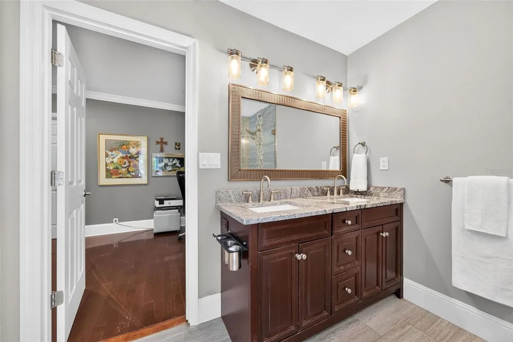 12085 SANDY SHORES DRIVE Windermere, FL 34786