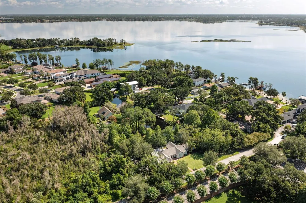 12085 SANDY SHORES DRIVE Windermere, FL 34786