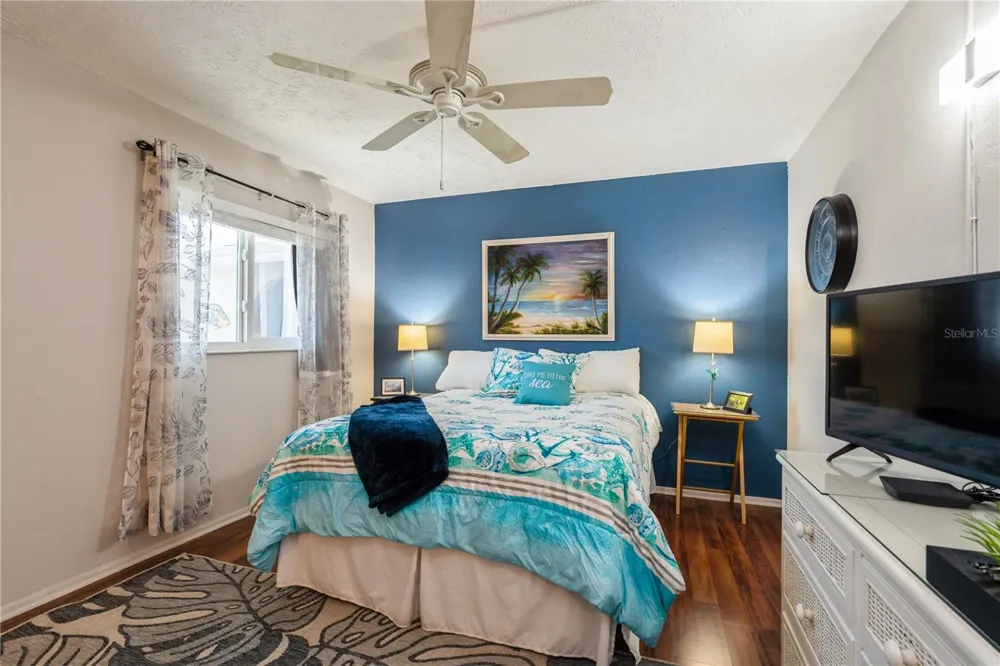 527 CAPE CORAL PARKWAY W #4 Cape Coral, FL 33914