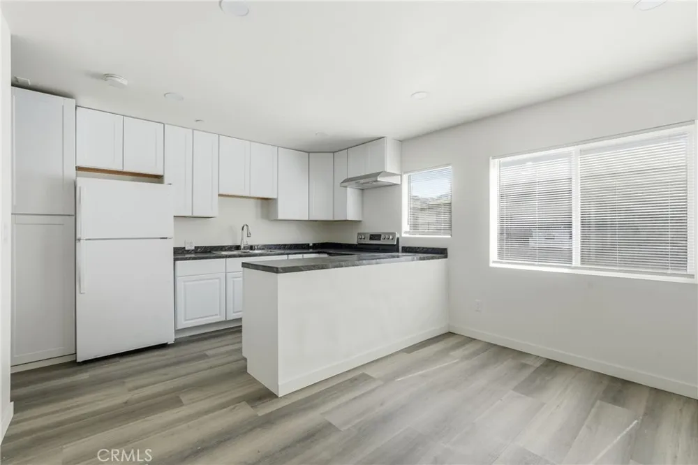 702 Walnut Street #6 Inglewood, CA 90301