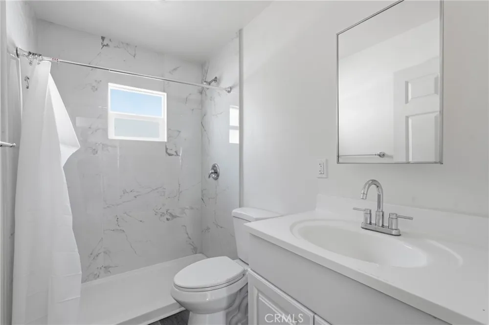 702 Walnut Street #6 Inglewood, CA 90301