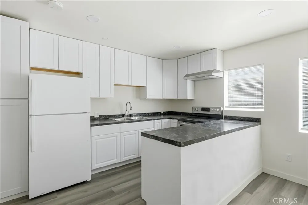 702 Walnut Street #5 Inglewood, CA 90301