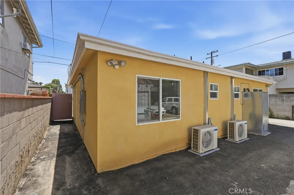 702 Walnut Street #5 Inglewood, CA 90301