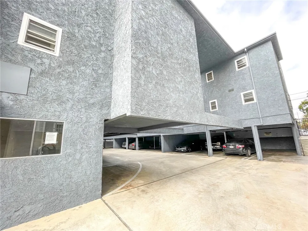 6655 W 86th Place #105 Los Angeles, CA 90045
