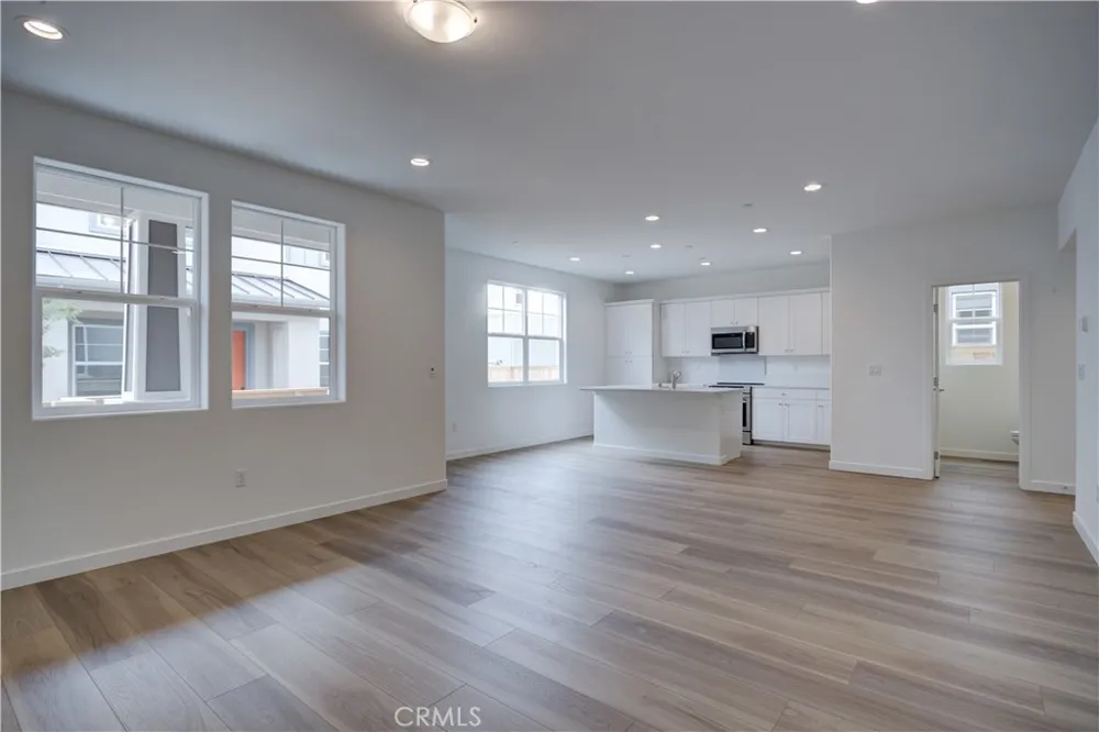 256 Memphis Belle Way San Luis Obispo, CA 93401