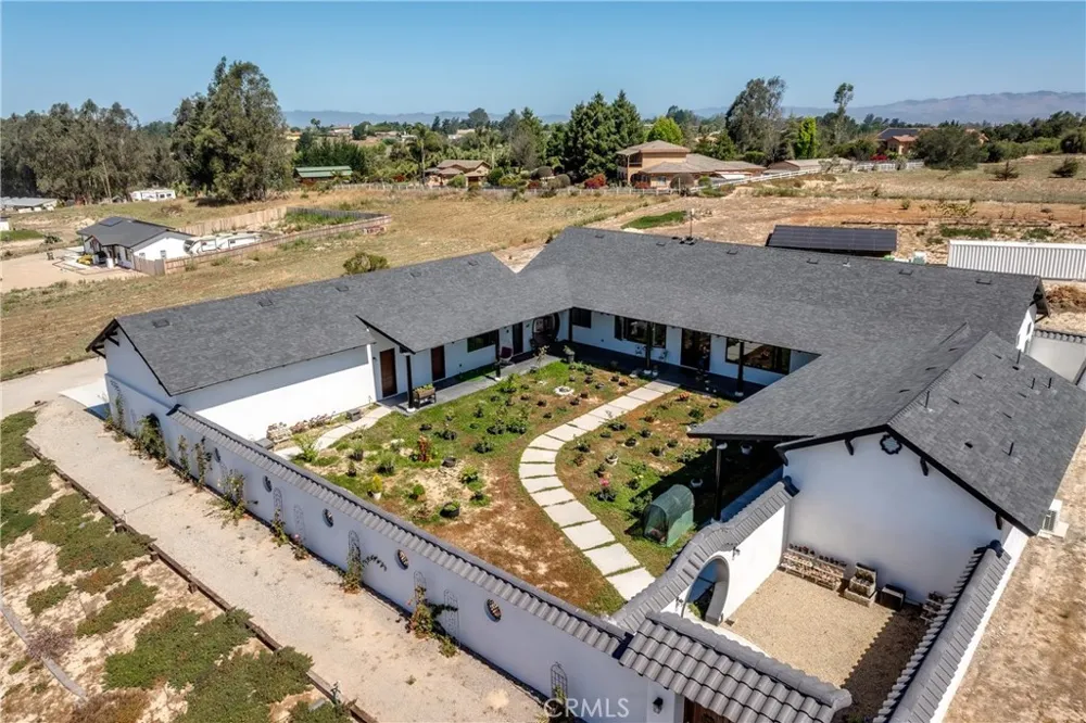 2084 Westhampton Drive Arroyo Grande, CA 93420