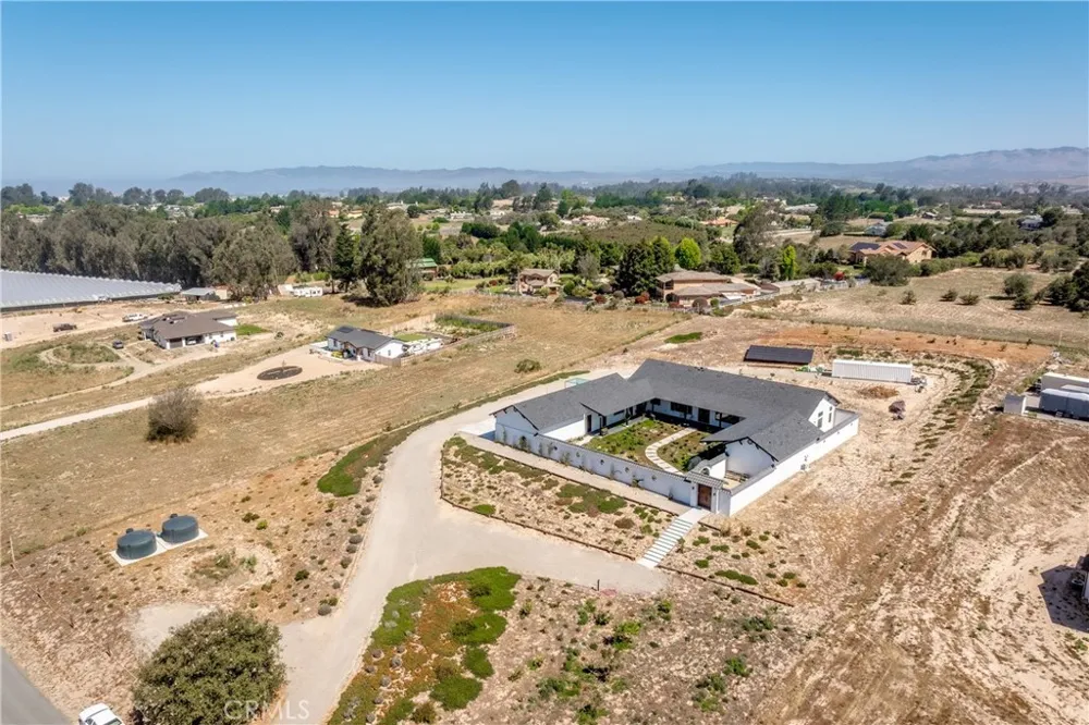2084 Westhampton Drive Arroyo Grande, CA 93420