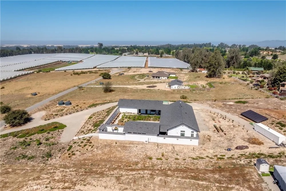 2084 Westhampton Drive Arroyo Grande, CA 93420