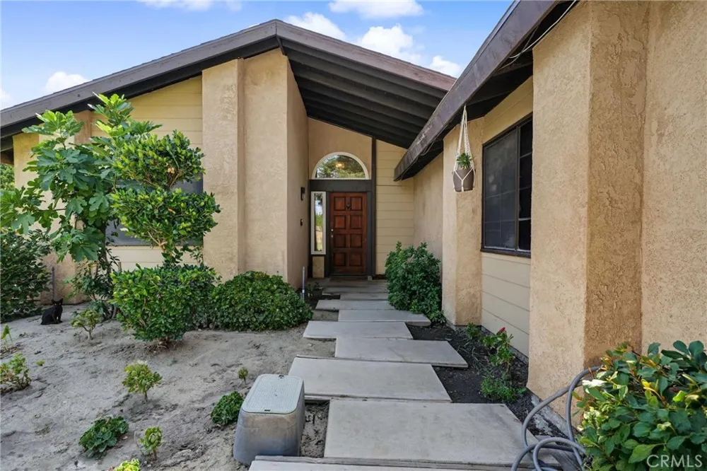 3800 Club Bakersfield, CA 93309