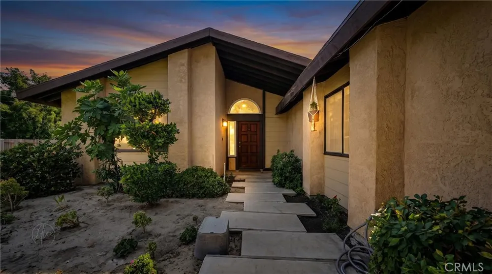3800 Club Bakersfield, CA 93309