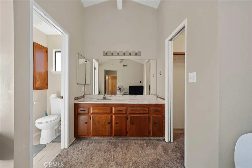 3800 Club Bakersfield, CA 93309