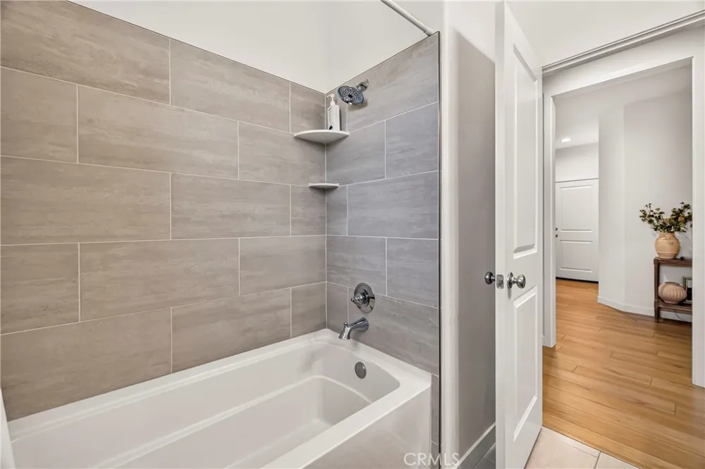 392 Gladstone Commons Chico, CA 95973