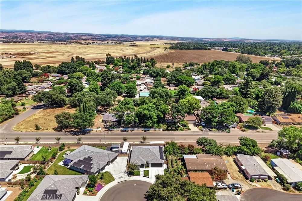 392 Gladstone Commons Chico, CA 95973