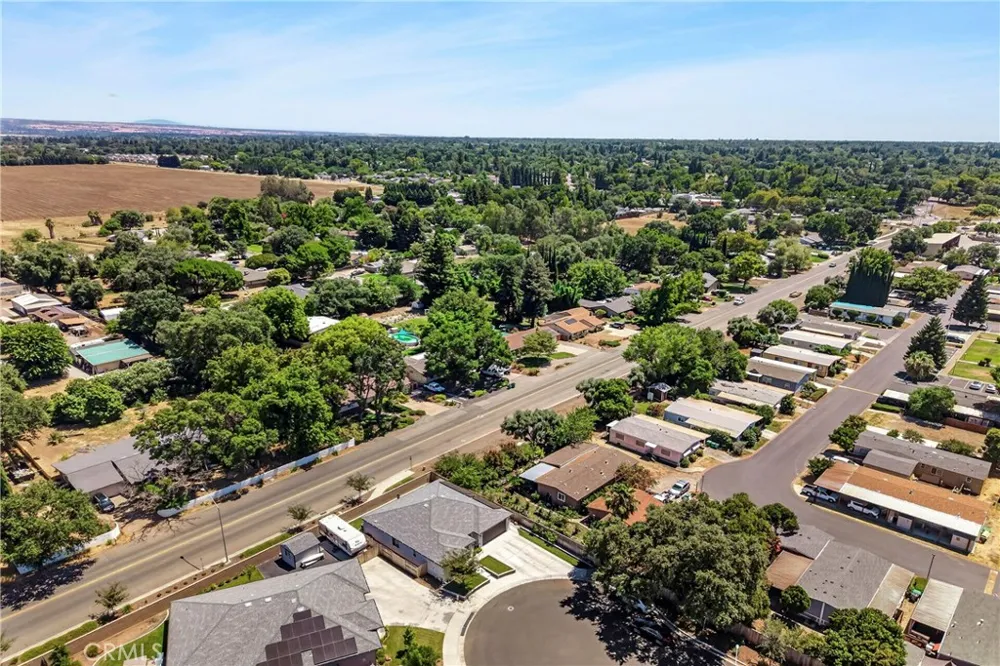 392 Gladstone Commons Chico, CA 95973