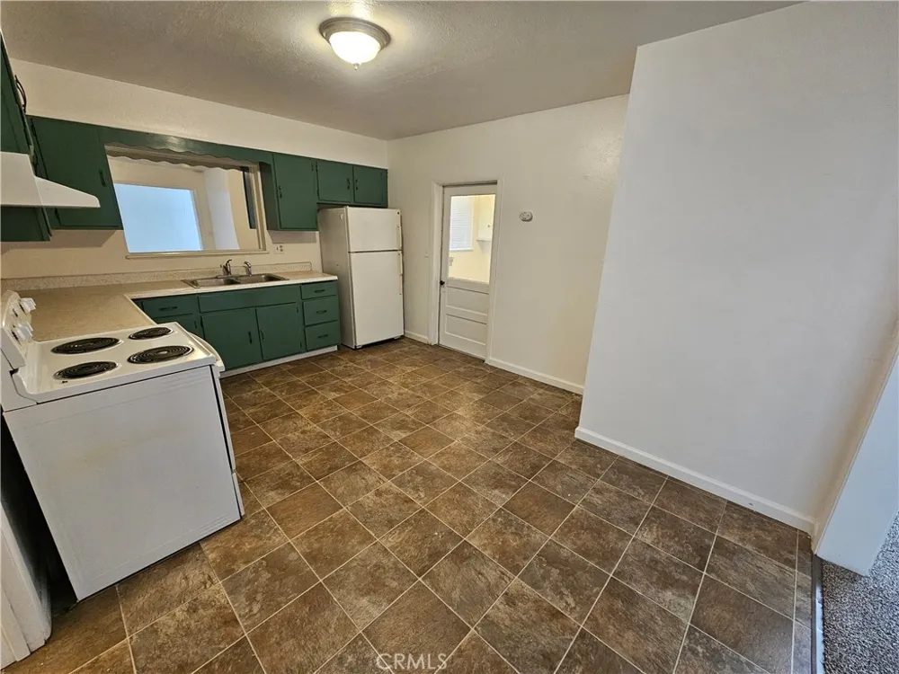 303 Colusa Orland, CA 95963