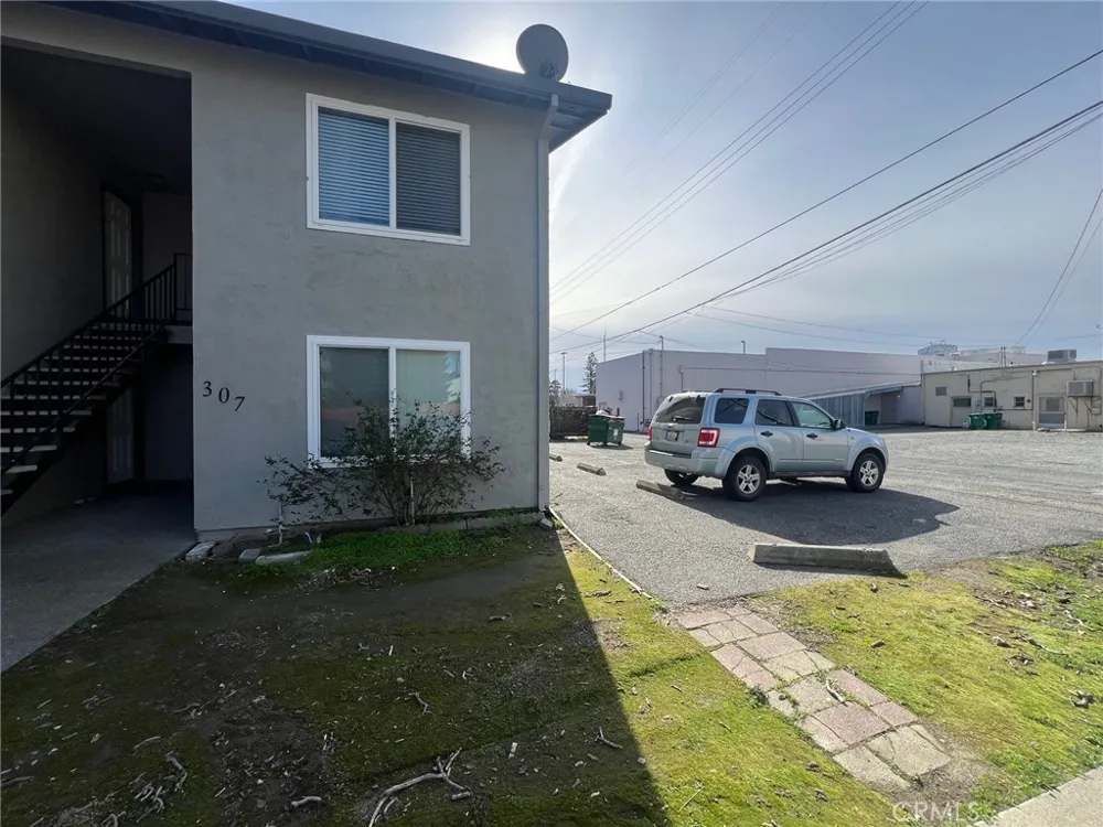 303 Colusa Orland, CA 95963