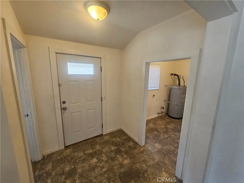 303 Colusa Orland, CA 95963