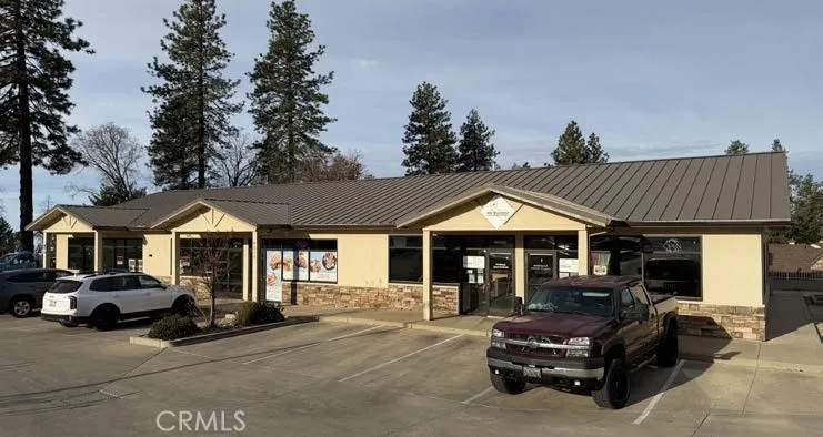 9225 Skyway Paradise, CA 95969