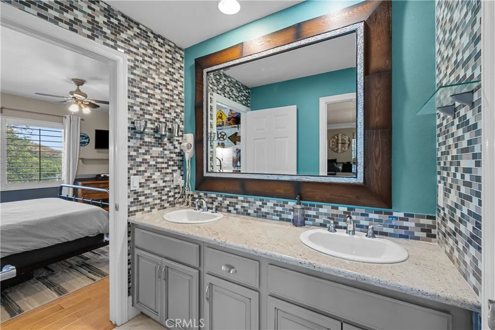 30308 Mallorca Place Castaic, CA 91384